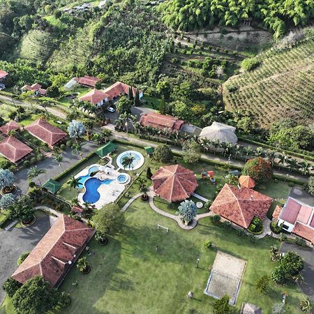 La Victoria Hotel Campestre Quimbaya Eksteriør billede