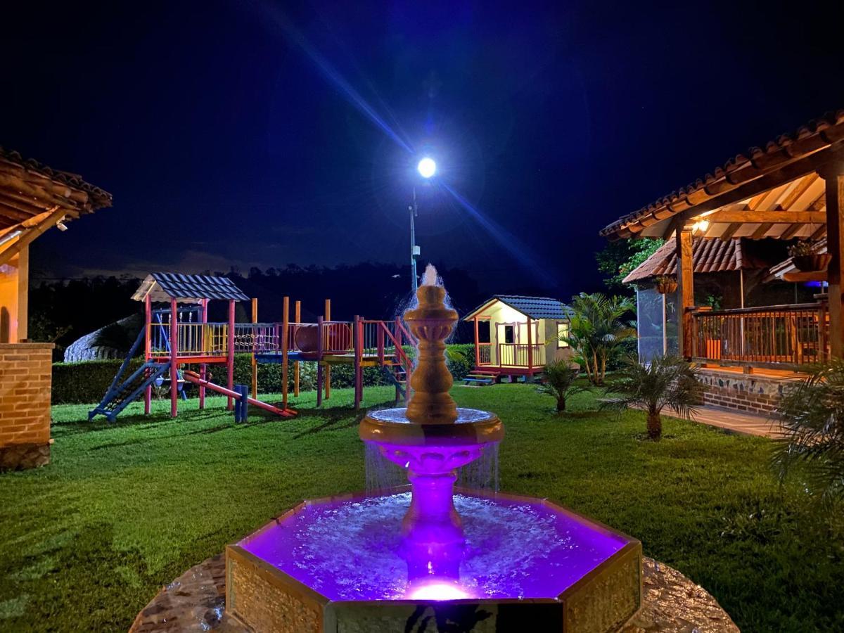 La Victoria Hotel Campestre Quimbaya Eksteriør billede
