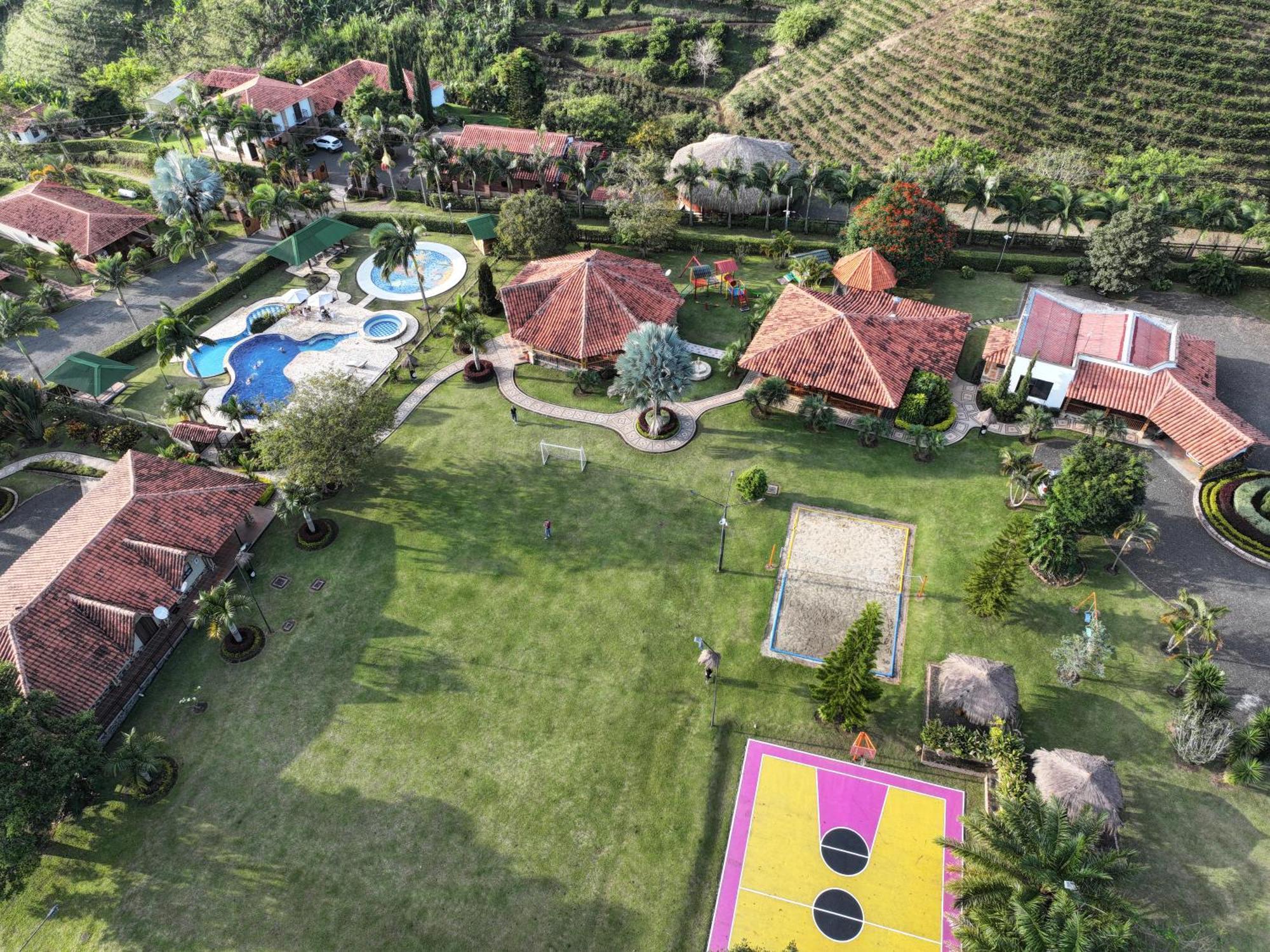 La Victoria Hotel Campestre Quimbaya Eksteriør billede