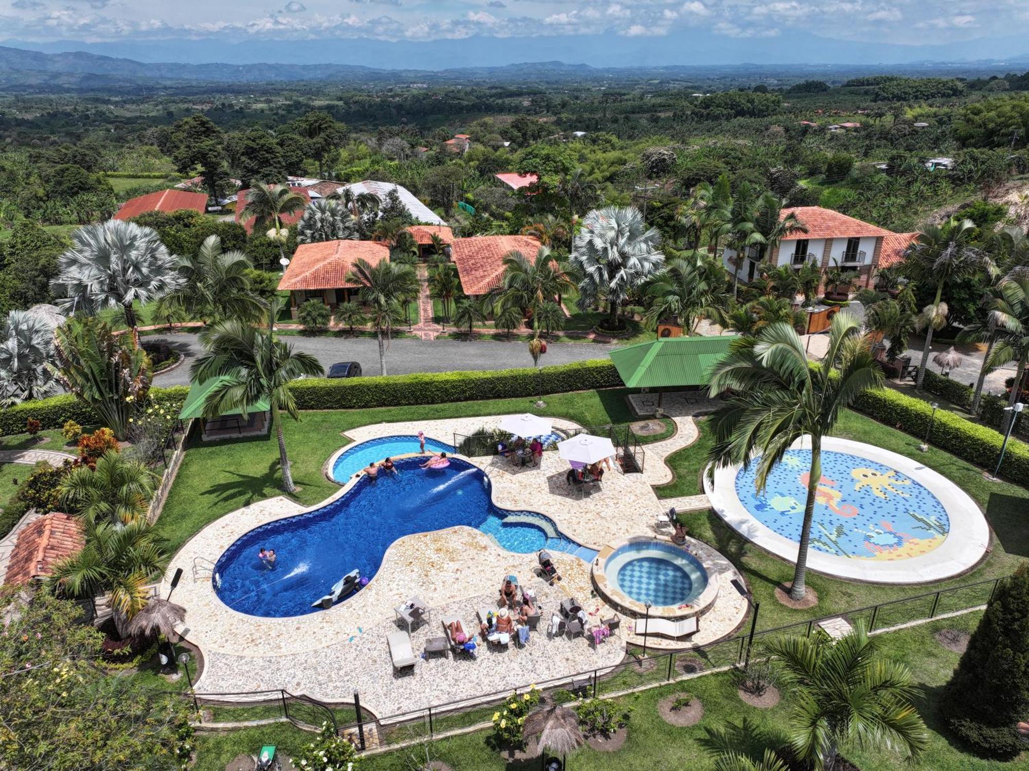 La Victoria Hotel Campestre Quimbaya Eksteriør billede