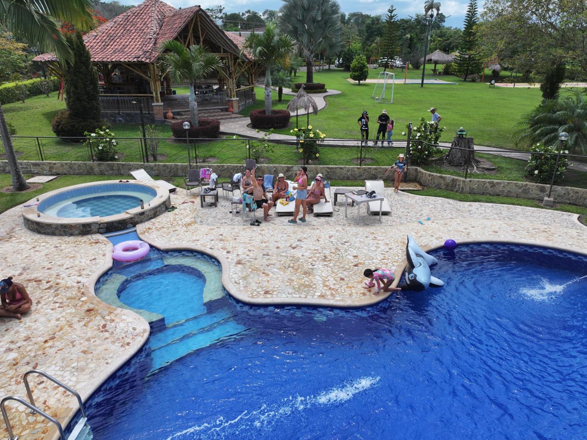La Victoria Hotel Campestre Quimbaya Eksteriør billede
